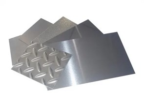 Горячекатаный стальной лист 1x1200x2000 мм 65г 27006